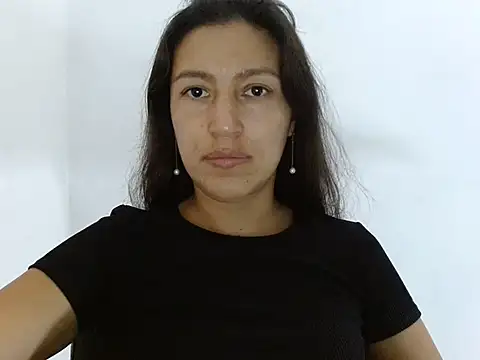 Snapshot of SarahFriendly chatting on July 2026 11:39:02 AM SarahFriendly online show from July 2026 11:39:02 AM
