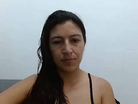 SarahFriendly online show from March 2026 11:43:01 AM
