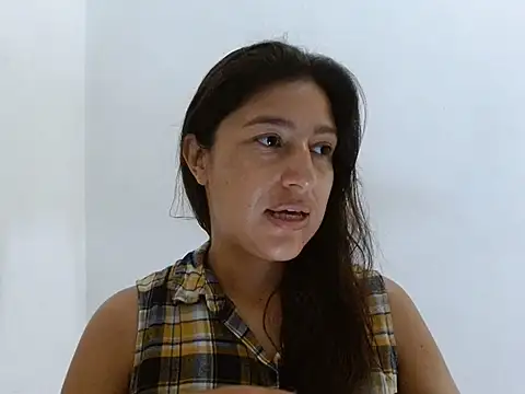 Snapshot of SarahFriendly chatting on May 2026 11:41:02 AM SarahFriendly online show from May 2026 11:41:02 AM
