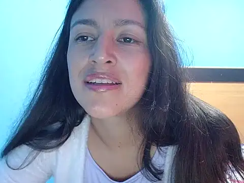 SarahFriendly online show from April 2026 08:04:02 PM
