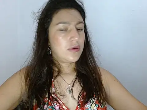 Snapshot of SarahFriendly chatting on July 2026 03:53:01 PM SarahFriendly online show from July 2026 03:53:01 PM