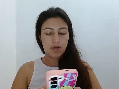 Snapshot of SarahFriendly chatting on June 2026 01:01:01 PM SarahFriendly online show from June 2026 01:01:01 PM