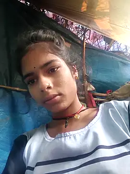 Snapshot of Gulika_Doshi chatting on October 2025 01:18:02 AM Gulika Doshi online show from October 2025 01:18:02 AM