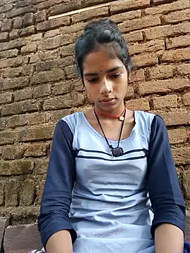 Snapshot of Gulika_Doshi chatting on October 2025 01:59:01 AM Gulika Doshi online show from October 2025 01:59:01 AM
