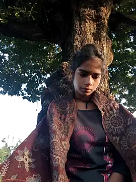 Snapshot of Gulika_Doshi chatting on October 2025 01:18:01 AM Gulika Doshi online show from October 2025 01:18:01 AM