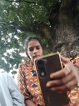 Snapshot of Gulika_Doshi chatting on September 2025 02:07:01 AM Gulika Doshi online show from September 2025 02:07:01 AM
