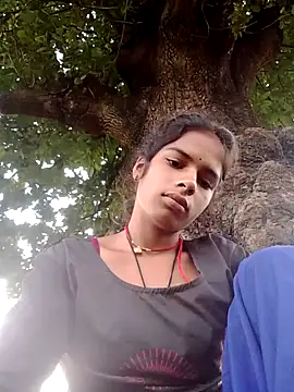 Snapshot of Gulika_Doshi chatting on September 2025 01:17:01 AM Gulika Doshi online show from September 2025 01:17:01 AM