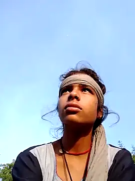 Snapshot of Gulika_Doshi chatting on September 2025 01:28:02 AM Gulika Doshi online show from September 2025 01:28:02 AM