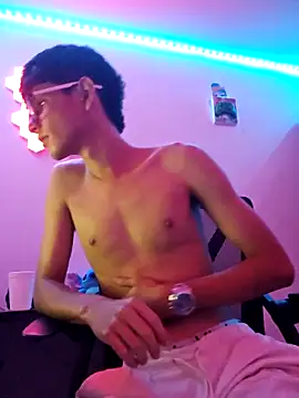 ElverCol online show from March 2026 04:20:02 AM