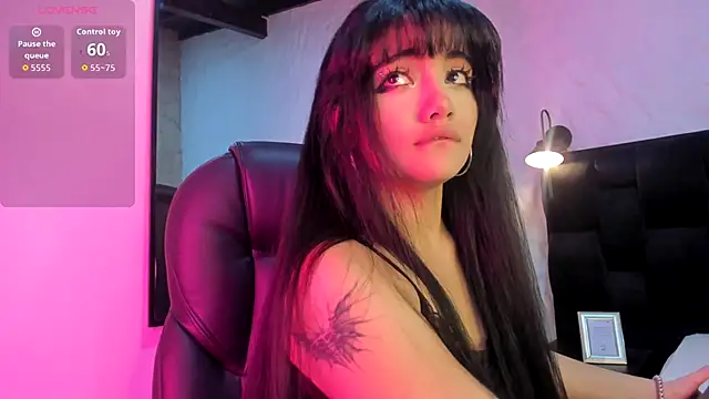 Darky Doll online show from November 2025 08:30:01 PM