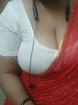 Snapshot of tami_lavanya chatting on June 2026 05:29:01 PM tami lavanya online show from June 2026 05:29:01 PM
