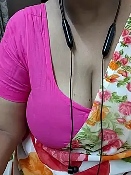 Snapshot of tami_lavanya chatting on June 2026 06:35:02 AM tami lavanya online show from June 2026 06:35:02 AM