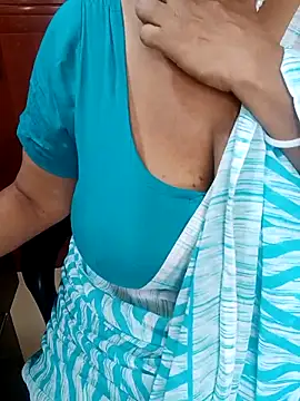 Snapshot of tami_lavanya chatting on October 2025 03:19:01 AM tami lavanya online show from October 2025 03:19:01 AM