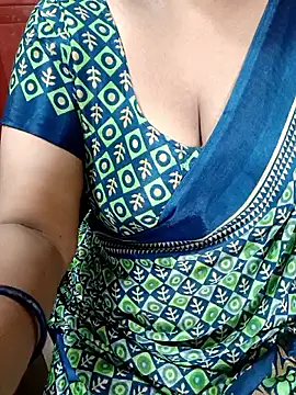Snapshot of tami_lavanya chatting on October 2025 04:46:01 AM tami lavanya online show from October 2025 04:46:01 AM