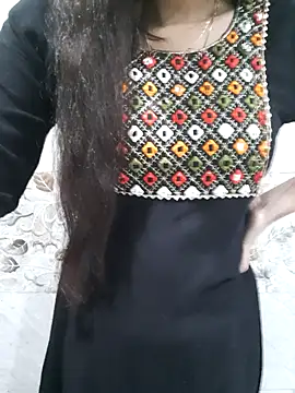 Snapshot of Aarti-kumri chatting on February 2026 06:52:01 PM Aarti-kumri online show from February 2026 06:52:01 PM