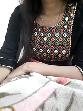 Snapshot of Aarti-kumri chatting on February 2026 05:56:02 PM Aarti-kumri online show from February 2026 05:56:02 PM