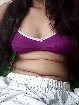 Snapshot of Aarti-kumri chatting on September 2025 08:03:02 AM Aarti-kumri online show from September 2025 08:03:02 AM