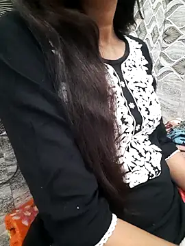 Snapshot of Aarti-kumri chatting on November 2025 02:54:01 PM Aarti-kumri online show from November 2025 02:54:01 PM