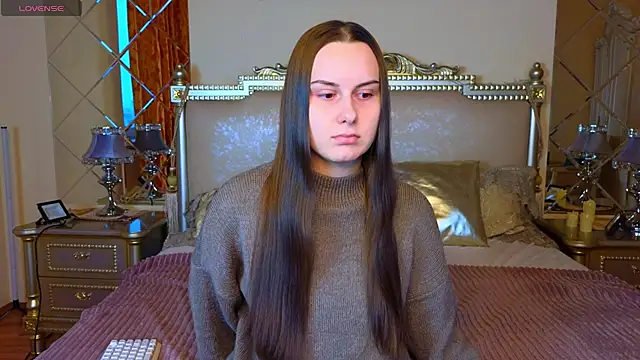 Snapshot of Kelly_Cartier chatting on February 2026 12:01:02 PM Kelly Cartier online show from February 2026 12:01:02 PM