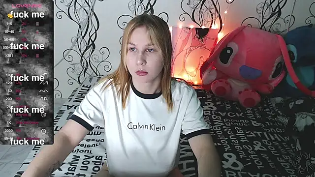 RoyAngela online show from October 2025 05:24:02 PM