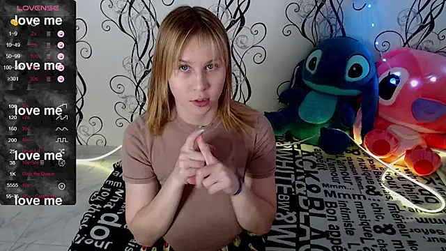 RoyAngela online show from November 2025 06:19:01 AM