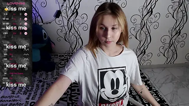 RoyAngela online show from November 2025 01:59:01 PM