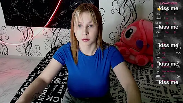 RoyAngela online show from October 2025 04:04:02 PM