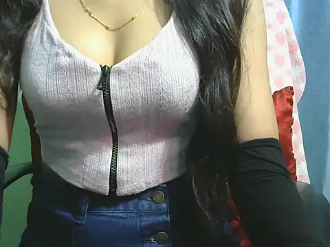 sheetal-sheetal95 online show from November 2025 05:40:01 PM