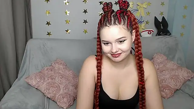 LunaBlueB online show from March 2026 05:57:01 PM