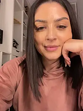 Snapshot of Lexi_Storm chatting on November 2025 06:19:02 PM Lexi Storm online show from November 2025 06:19:02 PM