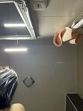 Lexi Storm online show from April 2026 06:03:02 AM