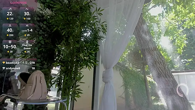 Snapshot of Lexi_Storm chatting on June 2026 12:22:01 PM Lexi Storm online show from June 2026 12:22:01 PM