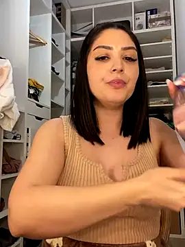 Snapshot of Lexi_Storm chatting on December 2025 09:31:02 PM Lexi Storm online show from December 2025 09:31:02 PM