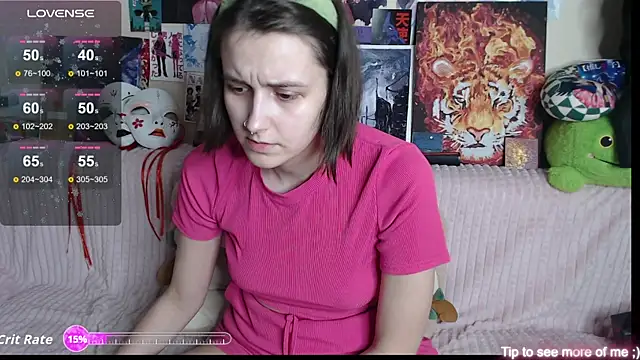 AliceChio online show from September 2025 12:44:02 PM