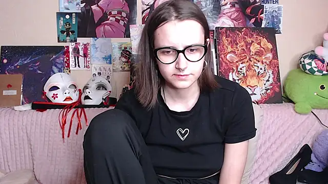 AliceChio online show from December 2025 01:00:01 AM