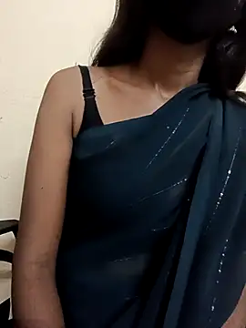 Snapshot of kavya-telugu84 chatting on October 2025 11:28:01 PM kavya-telugu84 online show from October 2025 11:28:01 PM