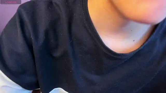 ariannaliss online show from November 2025 06:30:02 PM