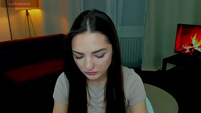 MyEllaLuvs online show from October 2025 08:21:01 PM