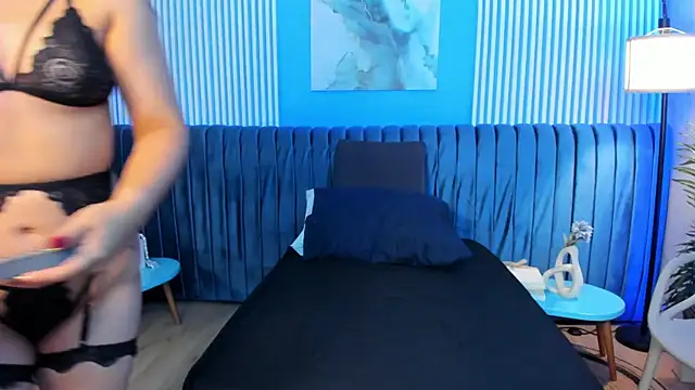 lizzievan online show from September 2025 11:53:02 AM
