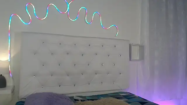 tatixxxvega online show from October 2025 01:23:02 PM