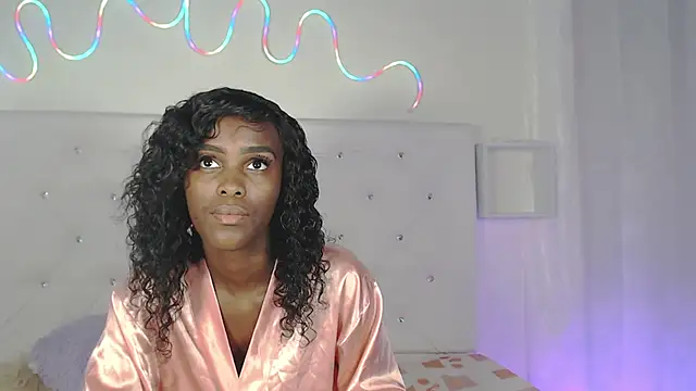 tatixxxvega online show from September 2025 01:29:01 PM