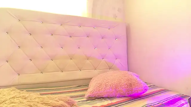 Snapshot of tatixxxvega chatting on March 2026 01:37:01 PM tatixxxvega online show from March 2026 01:37:01 PM