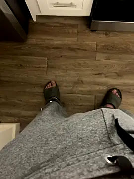 encinas15 online show from November 2025 06:50:02 AM