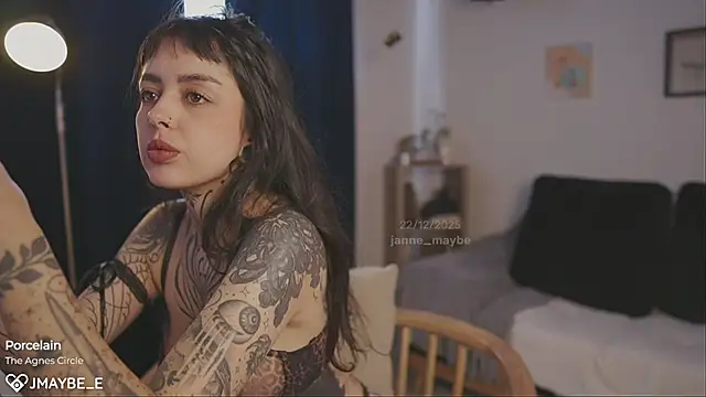 janne maybe online show from December 2025 04:51:01 PM