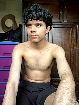 Axel-Mejia online show from October 2025 12:59:02 PM