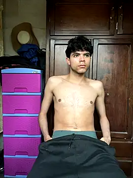 Axel-Mejia online show from November 2025 09:37:02 PM