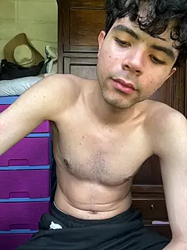 Snapshot of Axel-Mejia chatting on July 2026 03:40:01 PM Axel-Mejia online show from July 2026 03:40:01 PM