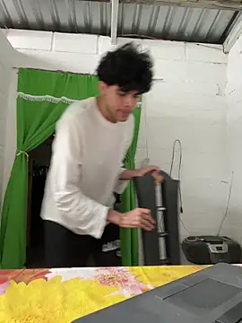 Axel-Mejia online show from March 2026 03:56:02 PM