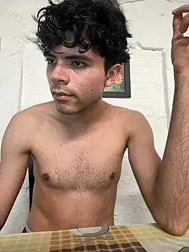 Snapshot of Axel-Mejia chatting on July 2026 08:57:01 PM Axel-Mejia online show from July 2026 08:57:01 PM