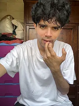 Axel-Mejia online show from February 2026 03:25:02 PM